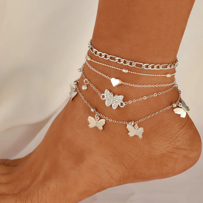 Boho-Perlen-Fußkettchen im Strand-Look mit Muschelanhängern