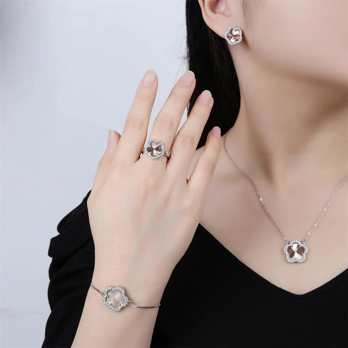 Blumenförmiger Einstellbarer Ring mit Emaille-Inlay und Zirkonia
