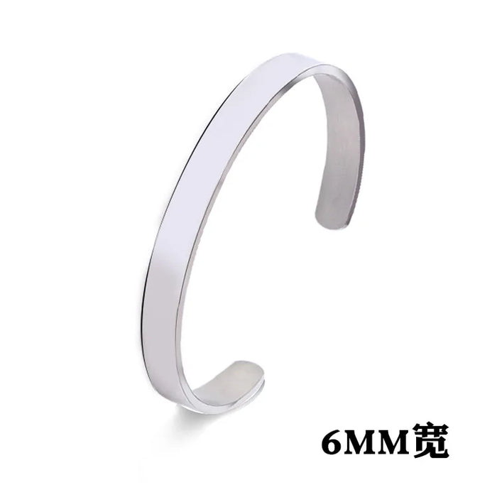 Minimalistisches Edelstahl-Manschettenarmband