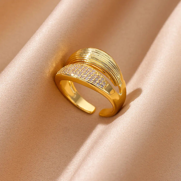 Goldene Ringe mit Zirkonia – Strahlende Eleganz für jeden Anlass