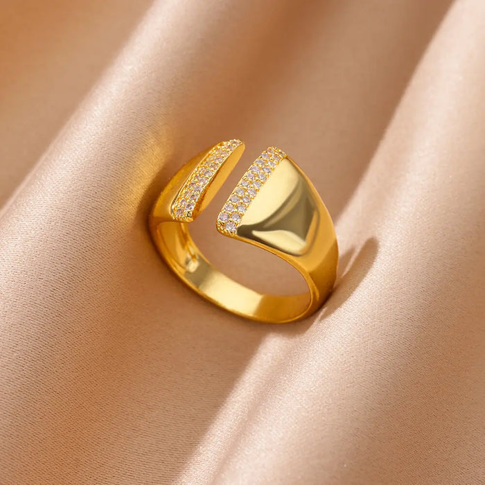 Goldene Ringe mit Zirkonia – Strahlende Eleganz für jeden Anlass