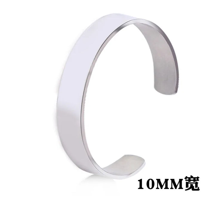Minimalistisches Edelstahl-Manschettenarmband