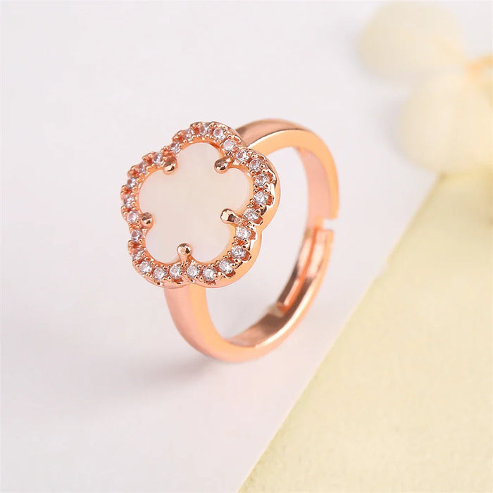 Blumenförmiger Einstellbarer Ring mit Emaille-Inlay und Zirkonia